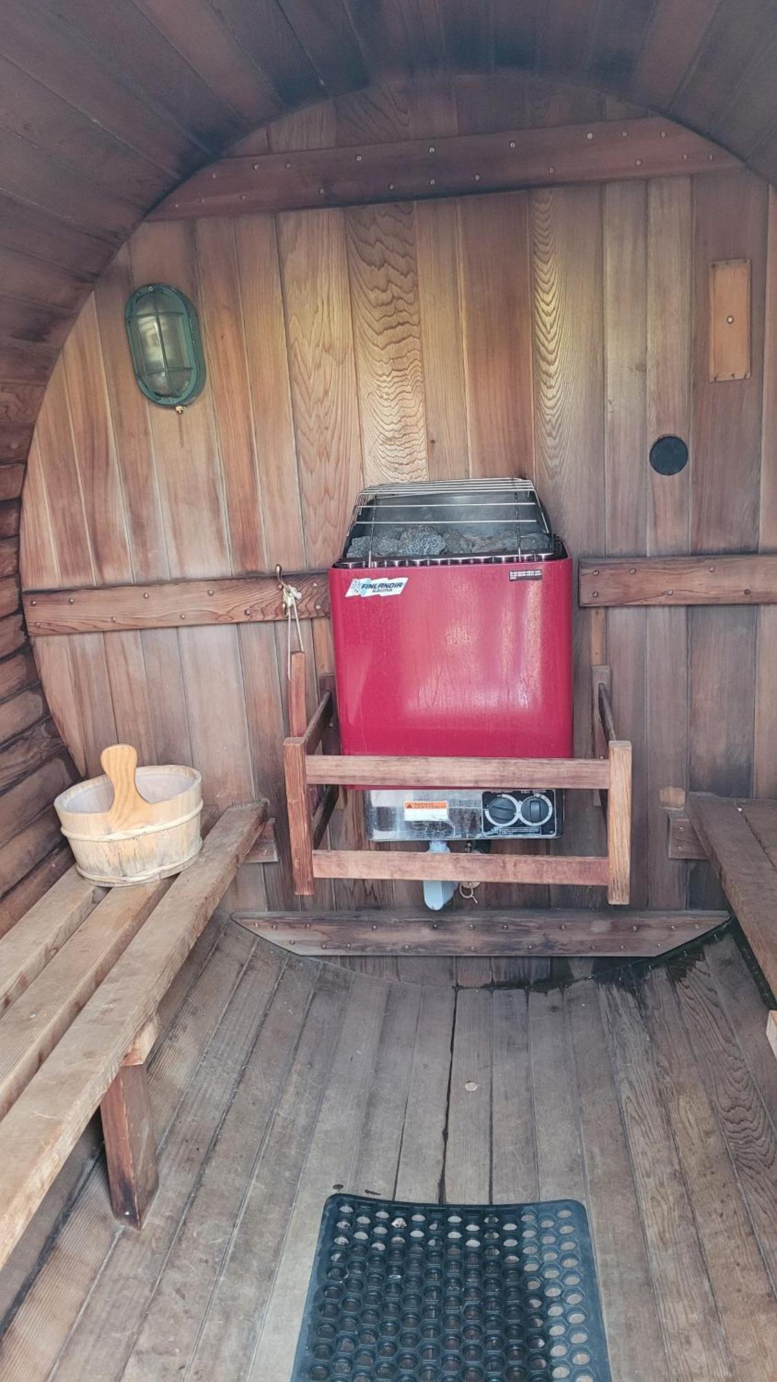 Angel Cottage With A Sauna Or The Cozy With A Jacuzzi Tub, Both Are Studios With A View Of เมาท์แชสตา ห้อง รูปภาพ